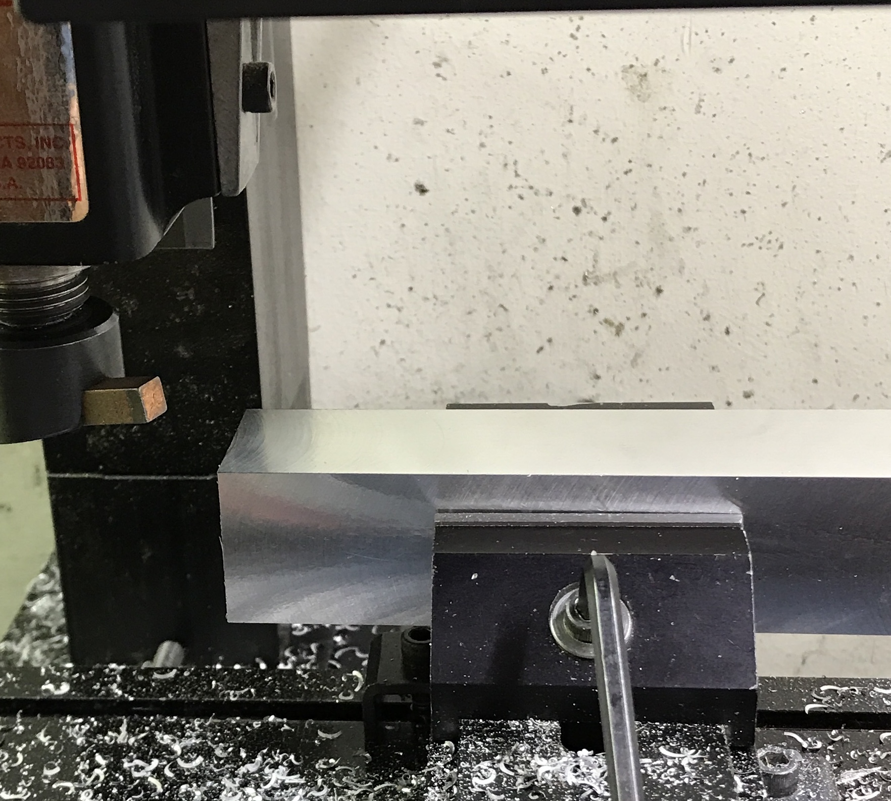 The flycut aluminum bar